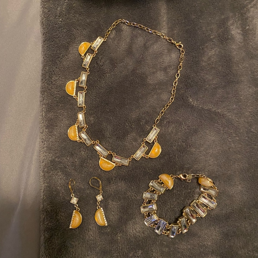 Necklace, Bracelet and Earrings set